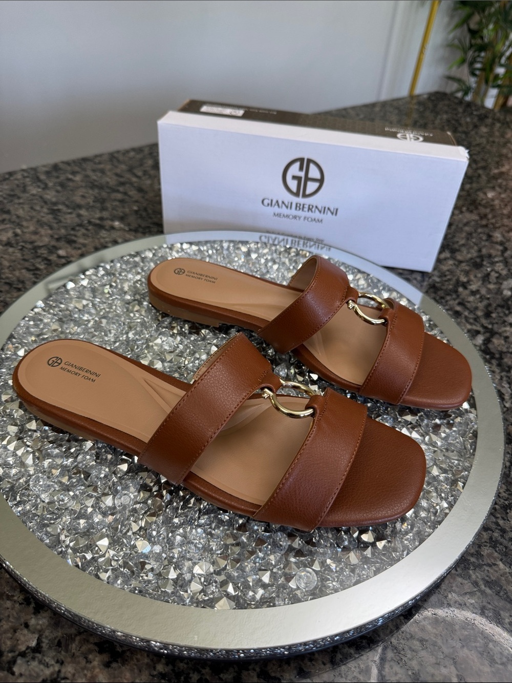 Giani Bernini Caitlynn Tan Brown Double-Band Slide Sandals with Gold Ring NEW 10